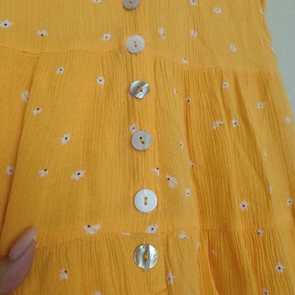 Urban Outfitters yellow women's short jumpsuit with flowers size xs-tp and tiere - Picture 7 of 13